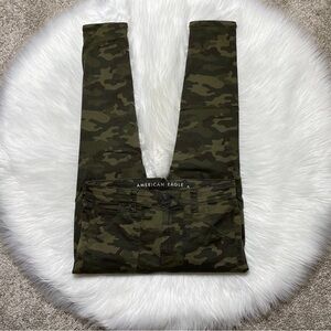 American Eagle Camo Hi Rise Jeggings SHORT